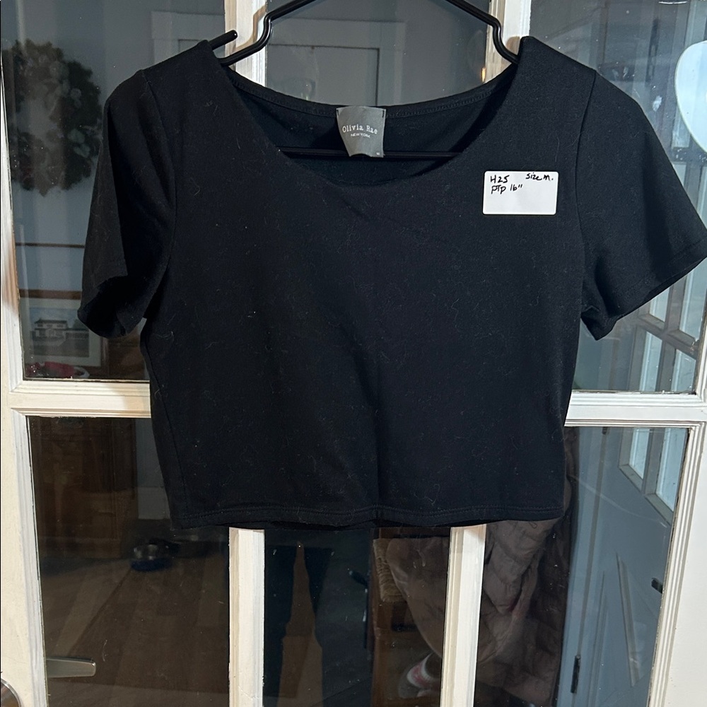 H25.   Olivia Rae Black Short-Sleeve Crop Tee